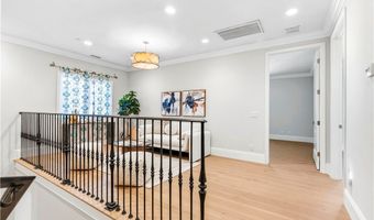 566 S 2nd Ave, Arcadia, CA 91006