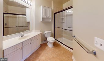 5947 FOUNDERS HILL Dr 103, Alexandria, VA 22310