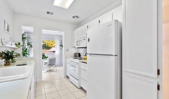 15390 SW DAVIS Rd, Beaverton, OR 97007