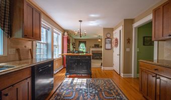 140 Ironworks Rd, Clinton, CT 06413