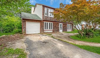 33 Windward Dr, Barnegat, NJ 08005