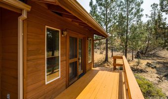 64502 McGrath Rd, Bend, OR 97701