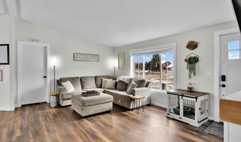 1107 E Yellow Pine Ave, Athol, ID 83801