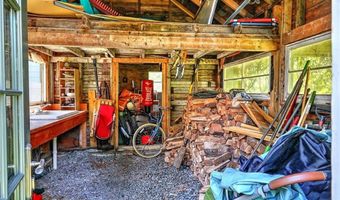 264 Sowams Rd, Barrington, RI 02806