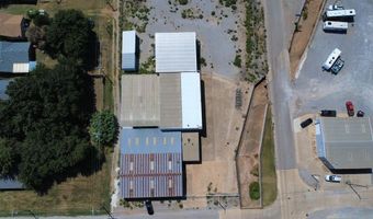 1301 S 3rd St, Chickasha, OK 73018
