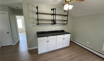 17 Warren Ave, Lincoln, RI 02865