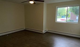 21 Clarks Rd, Amesbury, MA 01913