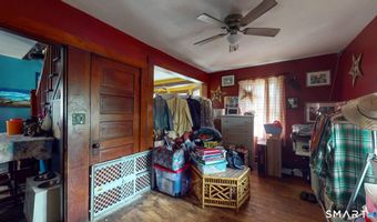 92 Water St, Chester, CT 06412