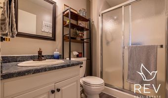 14 Beacon Dr, Cody, WY 82414
