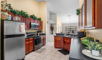 480 LISA KAREN Cir, Apopka, FL 32712