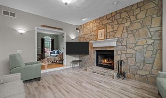 329 Wickham Rd, North Kingstown, RI 02852