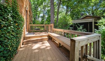 2125 Needham Rd, Ann Arbor, MI 48104