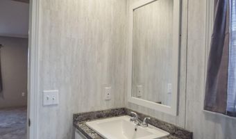 37 Jacob Rd, Belfast, ME 04915