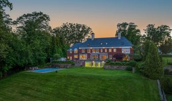 101 Long Neck Point Rd, Darien, CT 06820