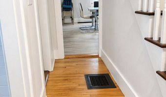 122 Whitney St, Auburn, ME 04210