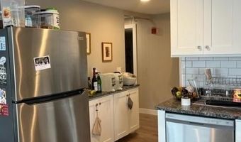 14 Phillips St 2F, North Kingstown, RI 02852