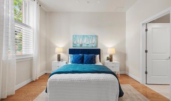 66 FRANKLIN St #418, Annapolis, MD 21401