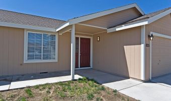835 Columbine Dr, Fernley, NV 89408