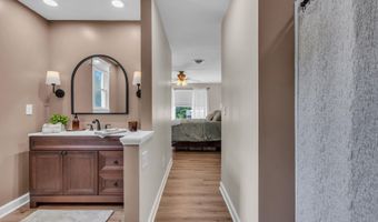 220 Edward Ave, Bayville, NJ 08721