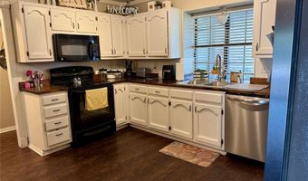 1012 Lincoln Dr, Sulphur Springs, TX 75482