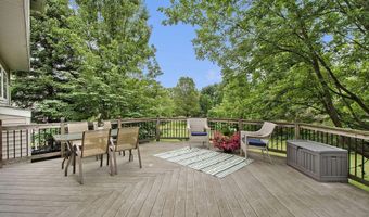 5404 Hartfield Ct SE, Ada, MI 49301