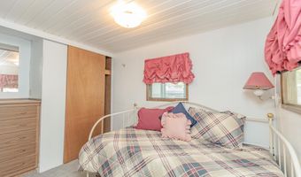 92 Rohr St #5, Arnolds Park, IA 51331