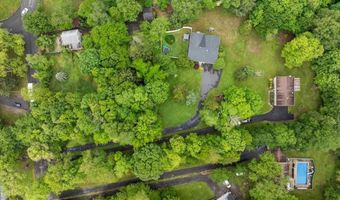 60 Smith Hill Rd, Airmont, NY 10952