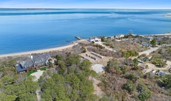 623 Lazy Point Rd, Amagansett, NY 11930