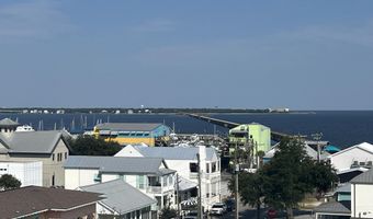 124 Court St, Bay St. Louis, MS 39520