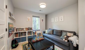 5223 WYOMING Rd, Bethesda, MD 20816
