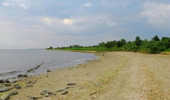 24 Murray Ave, North Kingstown, RI 02852