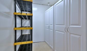 231 N Flora Pkwy, Addison, IL 60101