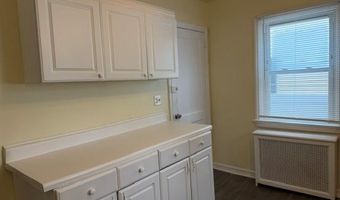 128 Pleasant Ave, Bergenfield, NJ 07621