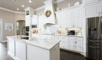 9854 S HWY 259 Hwy S, De Kalb, TX 75559