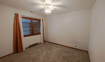 504 S Lincoln Ave, Aurora, MO 65605