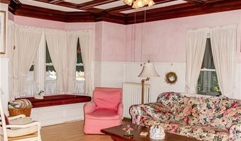 22 Colerick Ave, North Smithfield, RI 02896