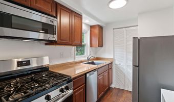 134 1ST Ave, Pitman, NJ 08071