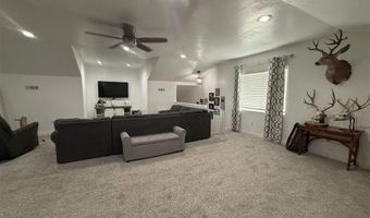 280 W Main St, Cowley, WY 82420