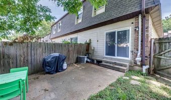 1210 Wicklow Rd A, Ballwin, MO 63021
