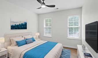 3813 Brookchase Ln, Charlotte, NC 28205