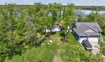 633 Cihlars Point Cir SW, Alexandria, MN 56308