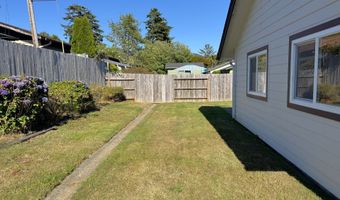 570 VELOPA Ct, Brookings, OR 97415