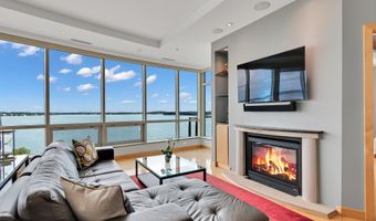 350 S Hamilton St 901, Madison, WI 53703