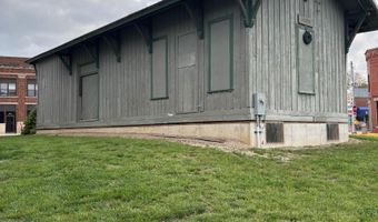 103 W Rochester St, Akron, IN 46910