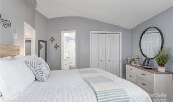 8 Palatka St, Arden, NC 28704