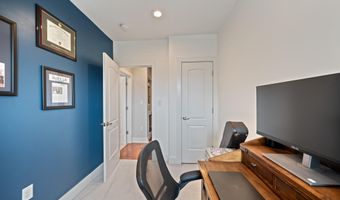 613 LONGFELLOW St NW, Washington, DC 20011