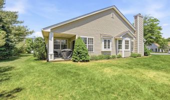 15 BREEZE Ter, Barnegat, NJ 08005