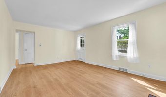 3201 12TH St S, Arlington, VA 22204