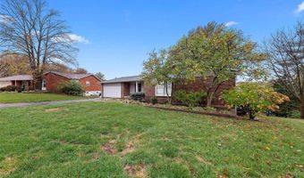 124 Timka Dr, Ballwin, MO 63011