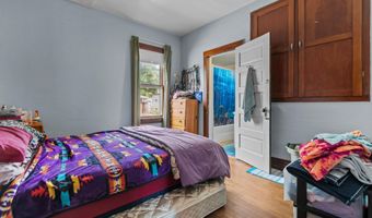 318 W BREWSTER St, Appleton, WI 54911